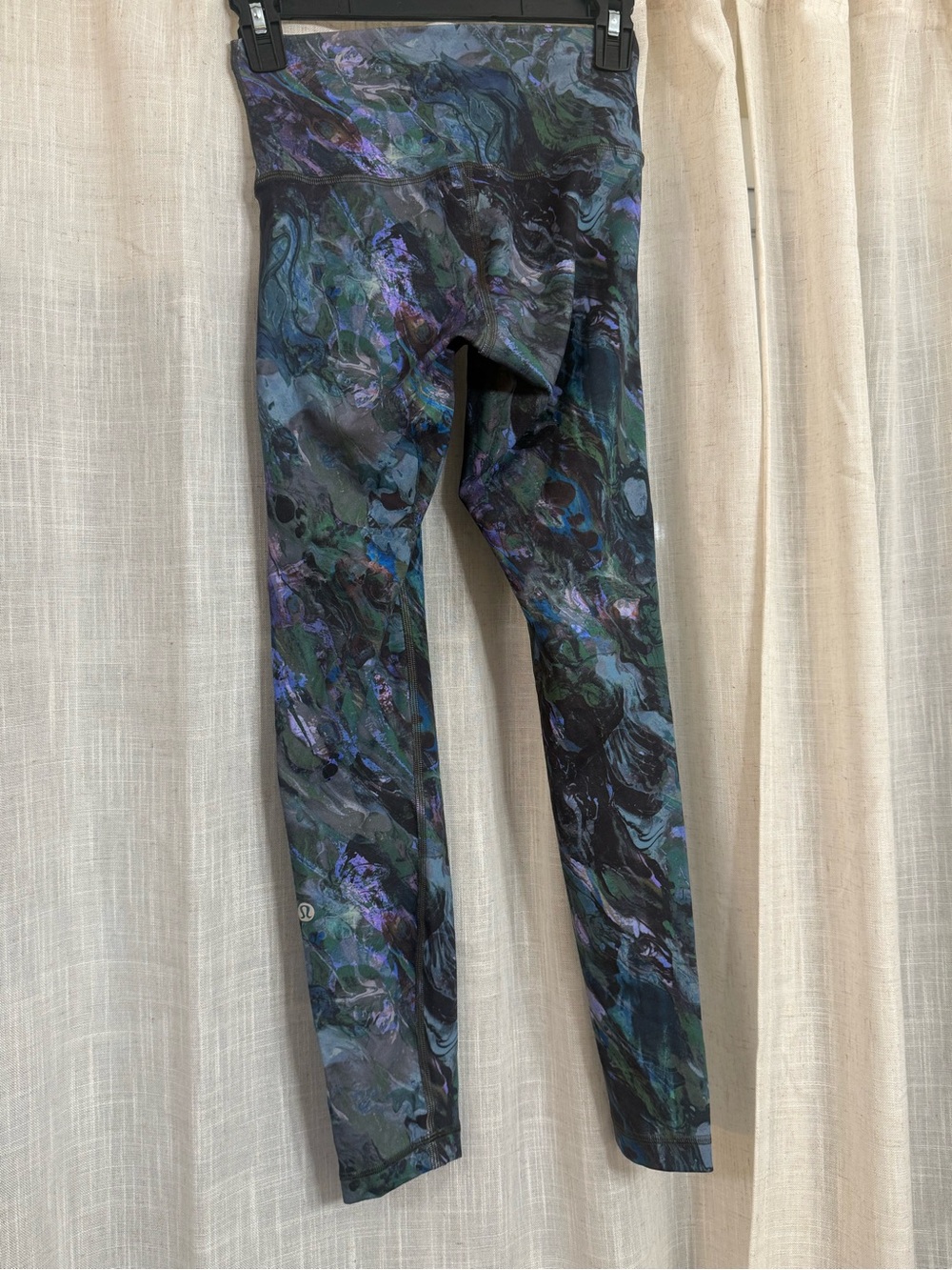 lululemon Marble-Print Leggings in Purple, Blue & Green - Size 4 (XS)